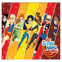 Trends International DC Superhero Girls Популярни герои в рамка плакат плакат