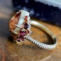 Kiplyki Wholesale Fashion Retro Ladies Ring Alloy Inlaid Tourmaline Gemstone Creative Jewelry